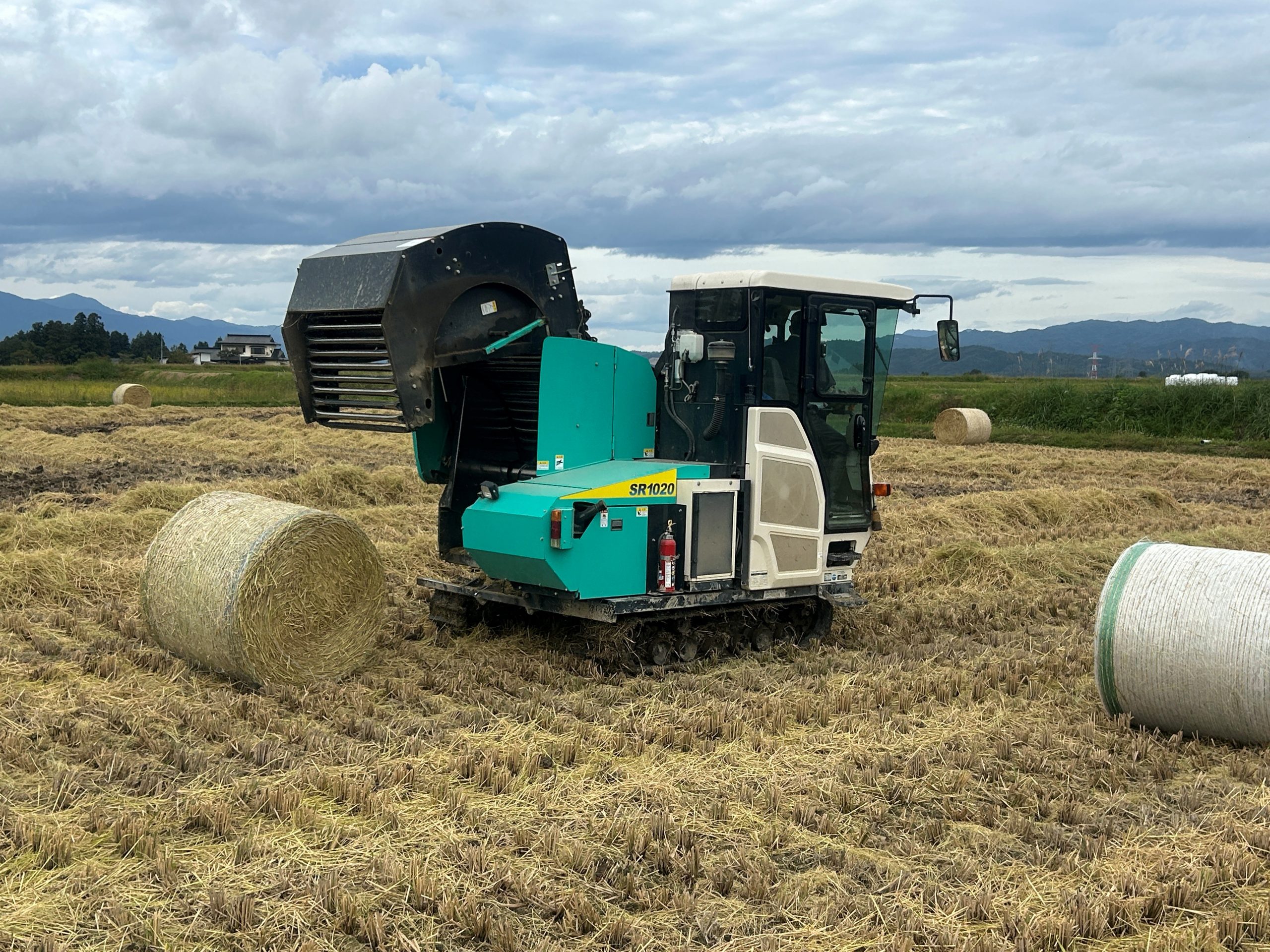 稲わらサイレージです